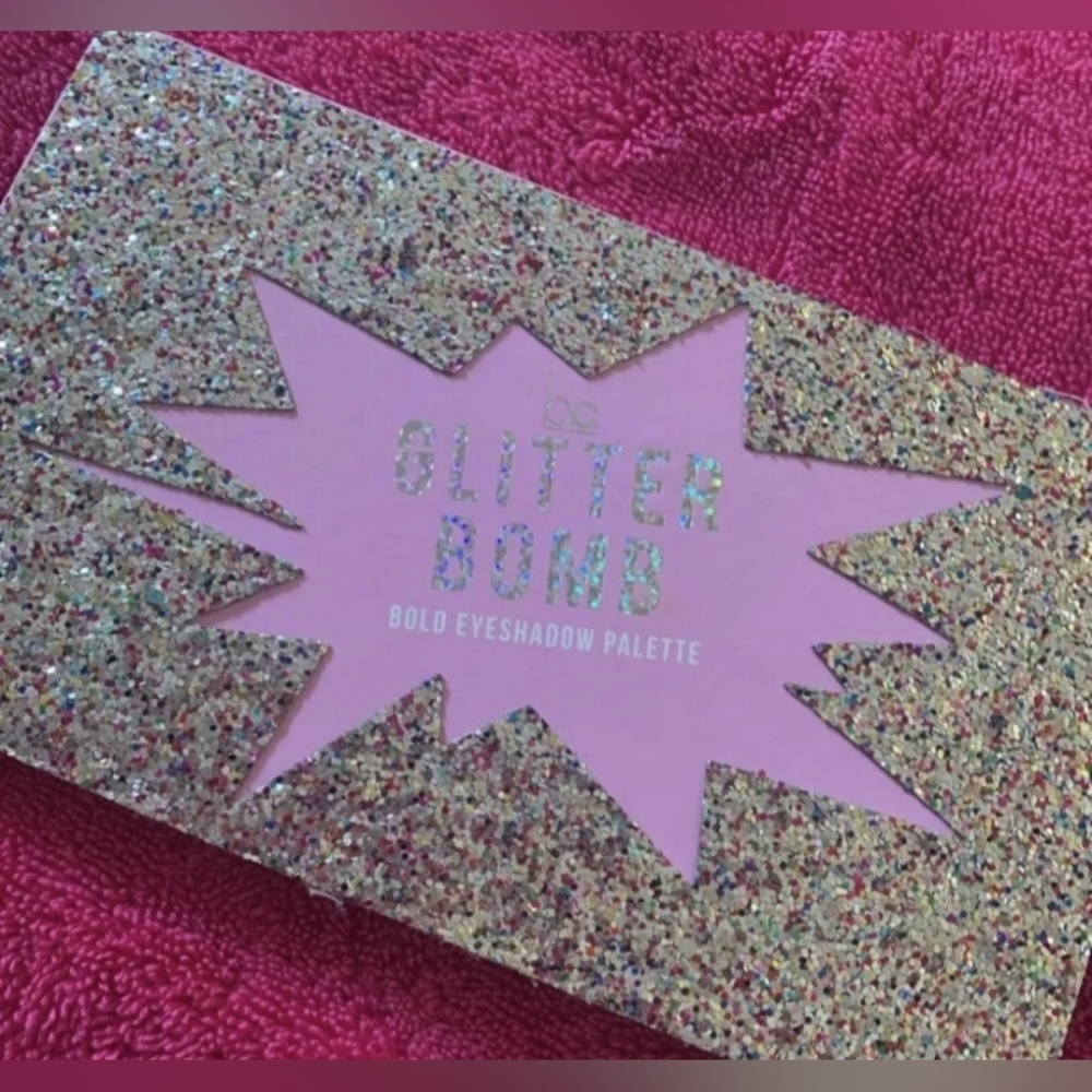 Beauty Concepts Glitter Bomb Eyeshadow Palette RARE HARD TO FIND NEW